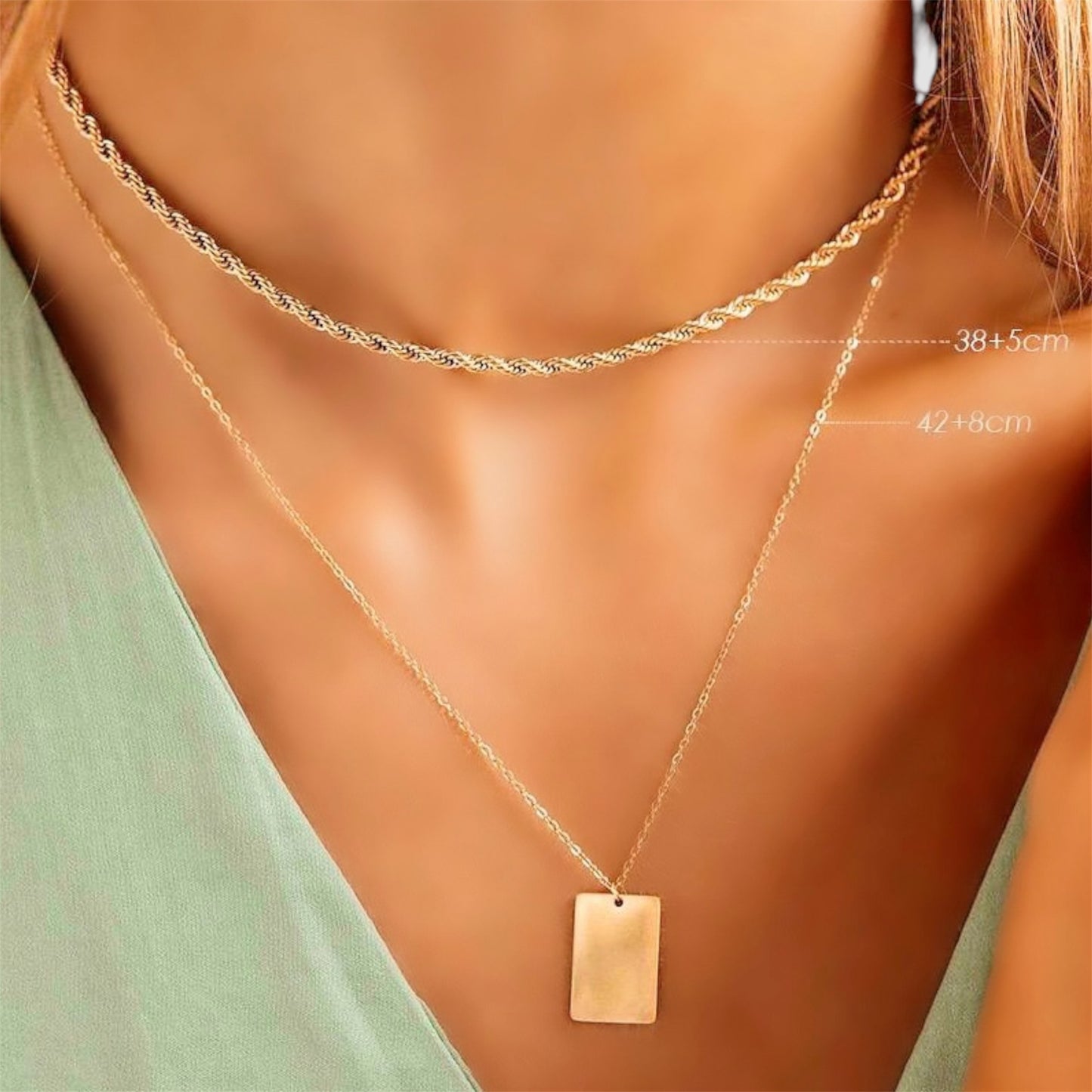 Rectangular Stack Active Necklace