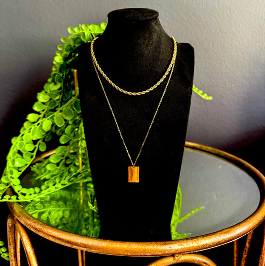 Rectangular Stack Active Necklace